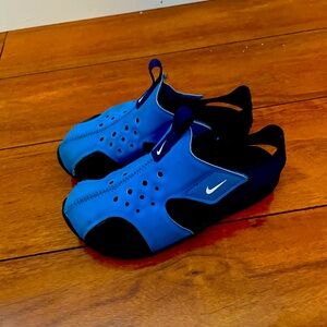 Nike blue sandal shoes kids